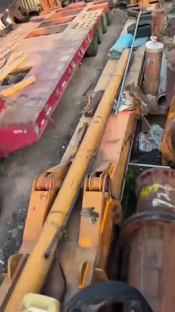 Used XCMG 1050 Rotary Drilling Rig side view