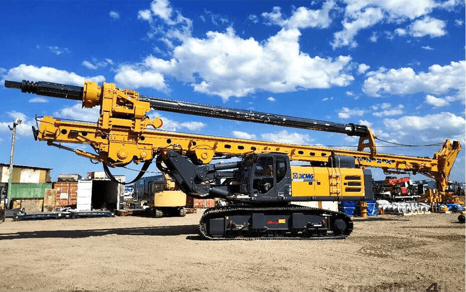 XCMG XR240E جهاز حفر دوار | منظر رئيسي لمعدات أساسات الخوازيق المستعملة
