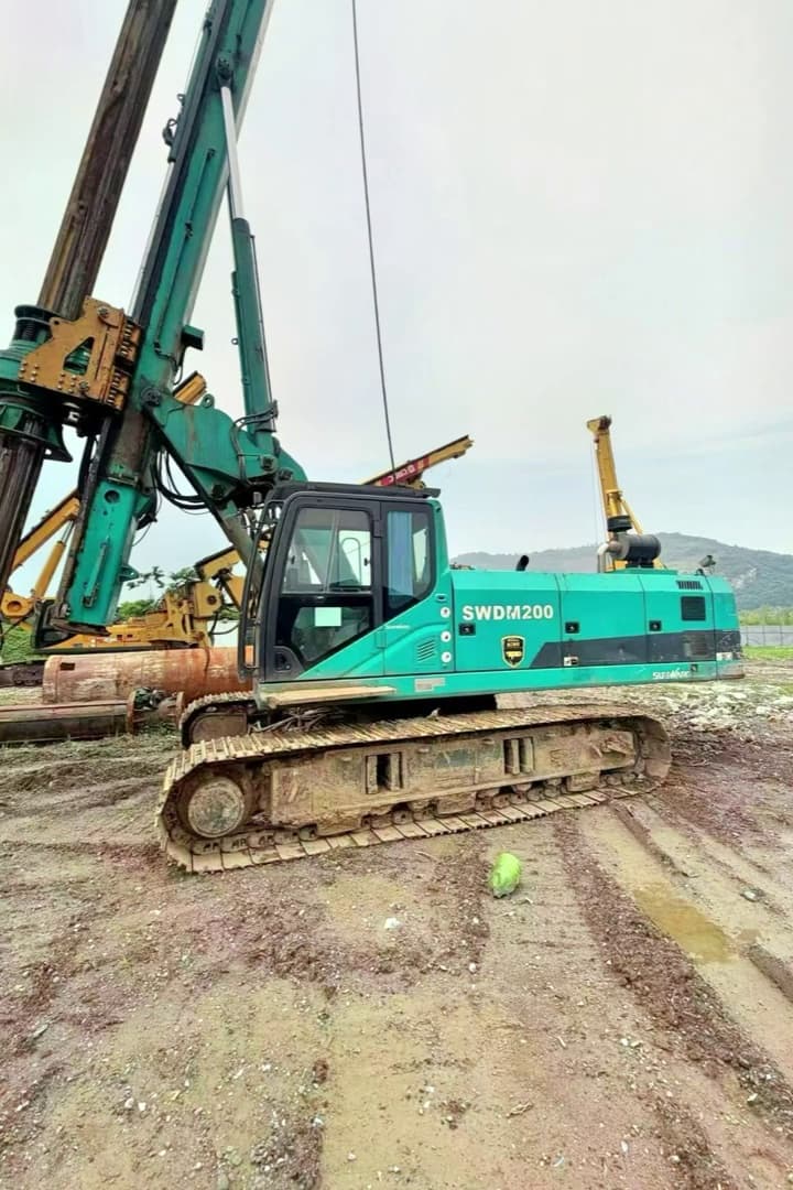 Sunward SWDM200 Rotary Drilling Rig معدات مستعملة