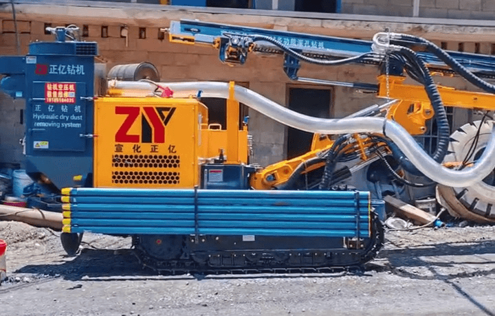 Interior view of used Xuanhua Zhengyi ZY980M rock drilling rig