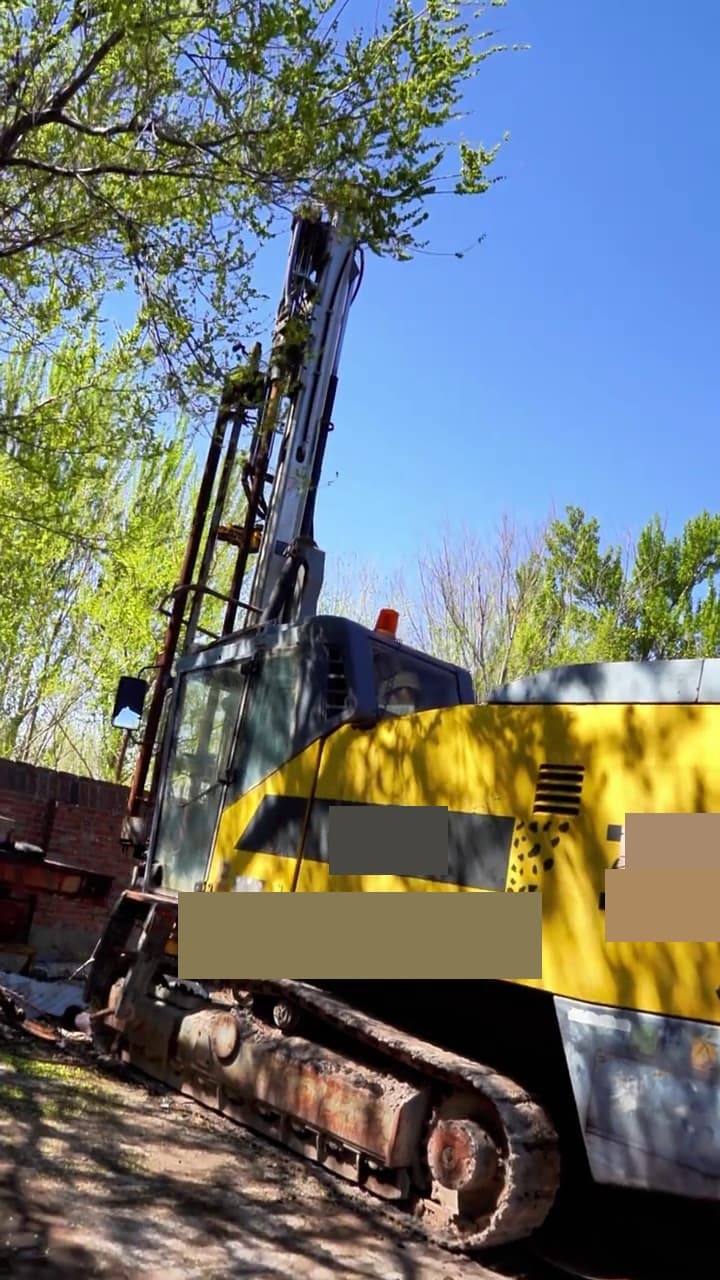 Atlas Copco FlexiROC D50 drilling-rig used equipment front view