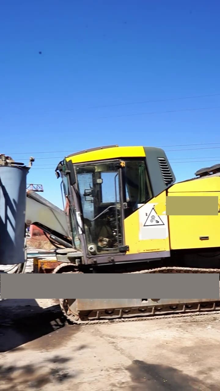 Atlas Copco FlexiROC D50 drilling-rig used equipment front view