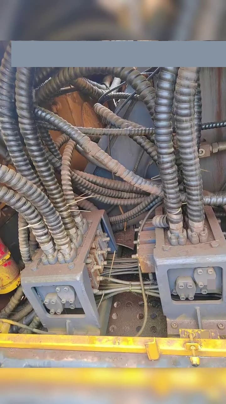 Used XCMG 550 Rotary Drilling Rig interior view