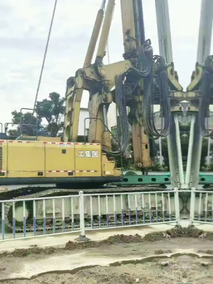 XCMG XR400E Rotary Drilling Rig used equipment
