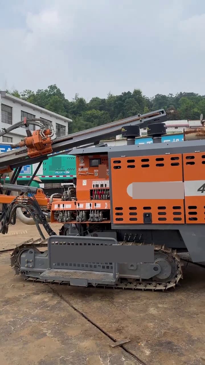 Used Zhigao 421TA Rock Drilling Rig side view