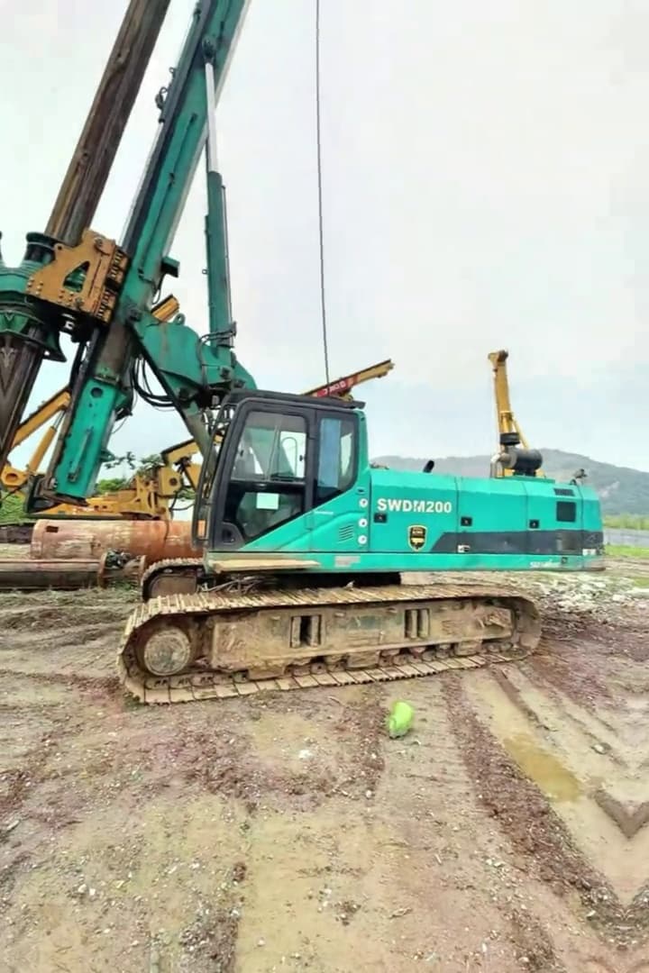Sunward SWDM200 Rotary Drilling Rig used equipment