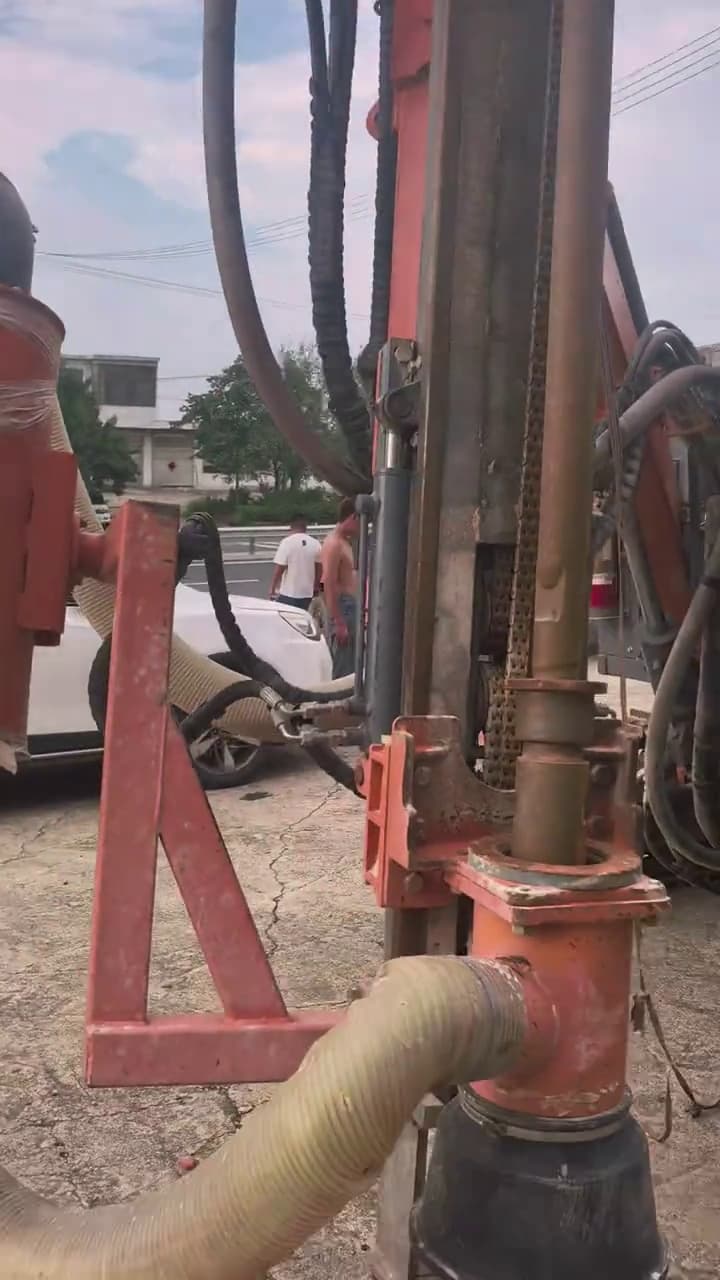 Zhigao 421TA DTH Surface Drill Rig used equipment