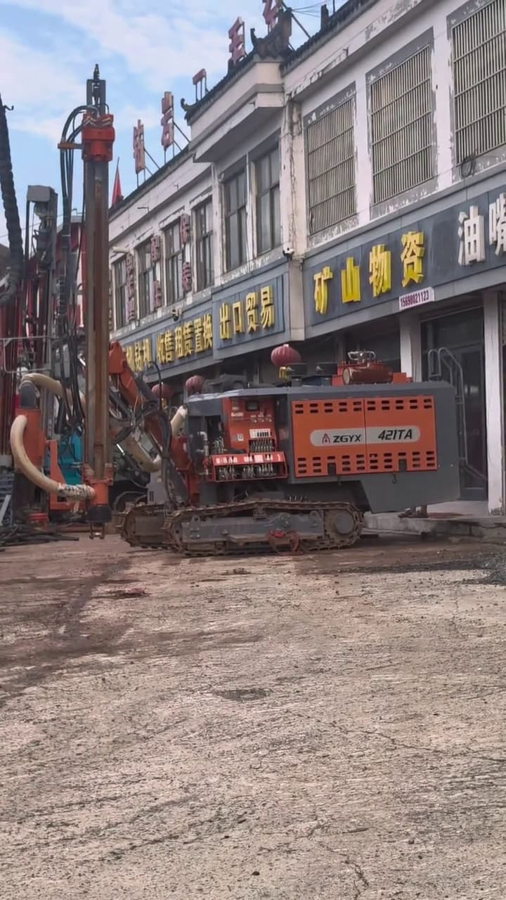 Zhigao 421TA DTH Surface Drill Rig used equipment