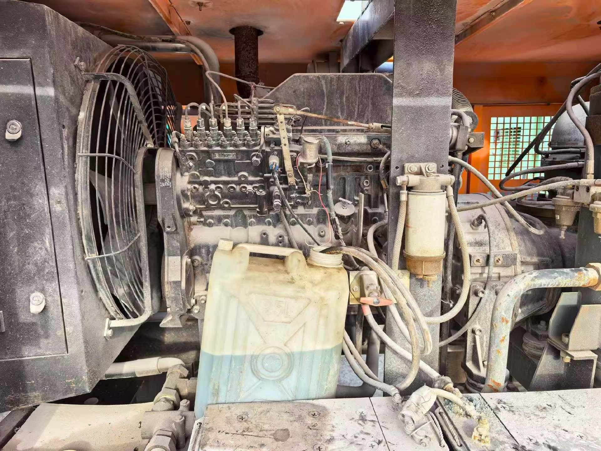 Used Kaishan KSCY-580/17 portable air compressor, source view 5