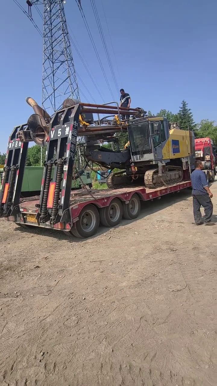 Atlas Copco D55 equipment view 4