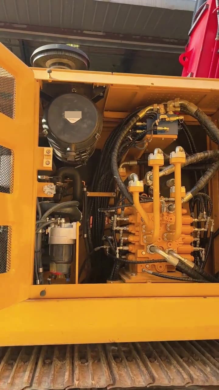 Vue intérieure de la foreuse rotative d'occasion SANY 165
