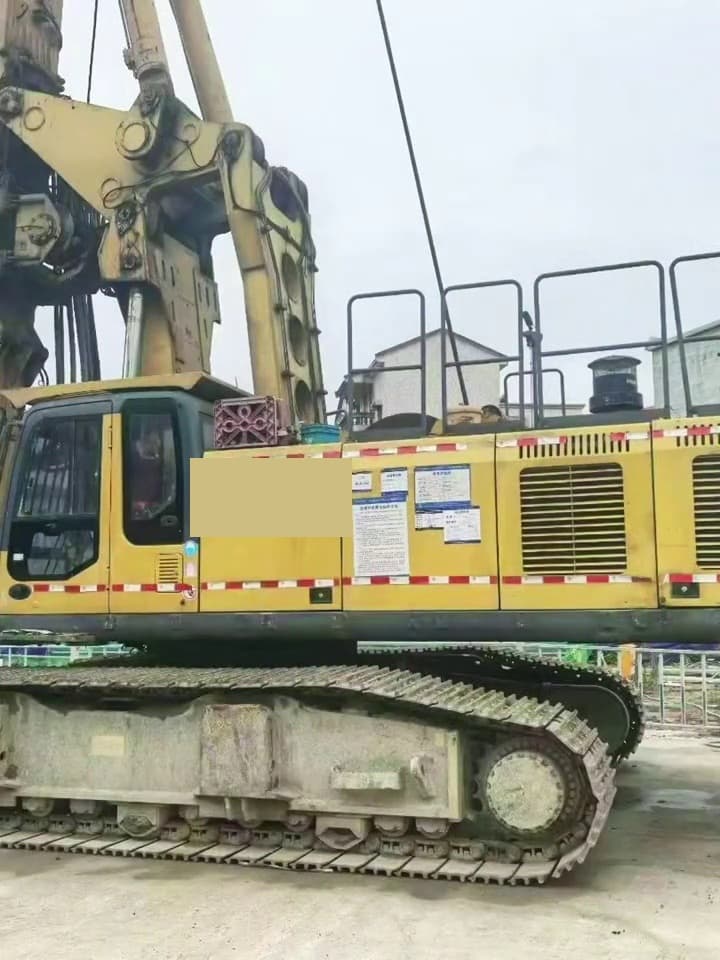 Used XCMG XR400E Rotary Drilling Rig right view
