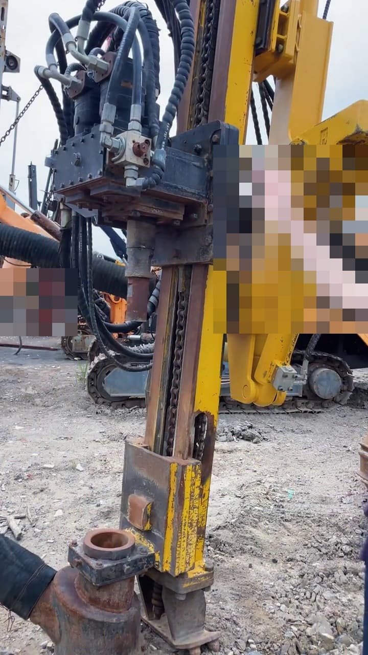 Used Jinke 590 Rock Drilling Rig right view