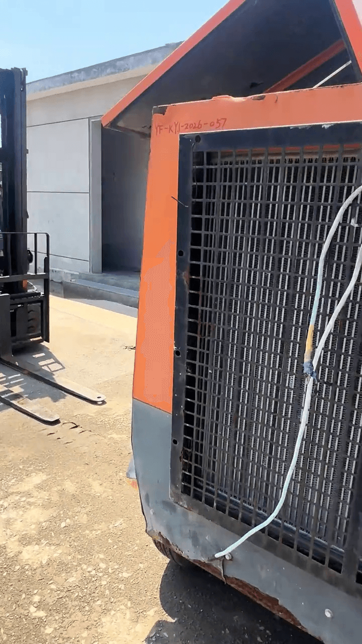 Used Kaishan 13-14.5 portable air compressor front view