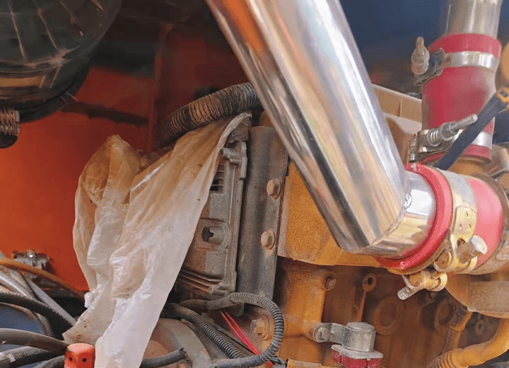 İkinci el Zhigao 420 kaya sondaj makinesinin iç görünümü