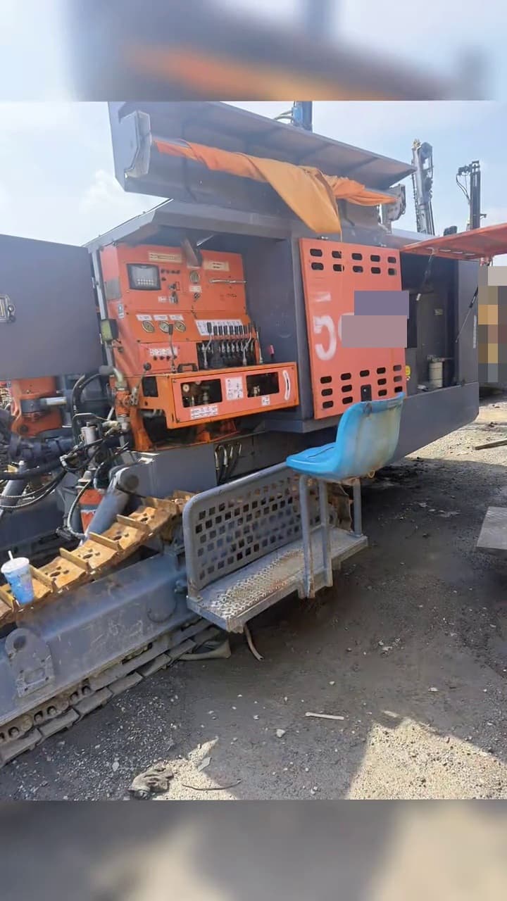 Used Zhigao 452HA Rock Drilling Rig right view