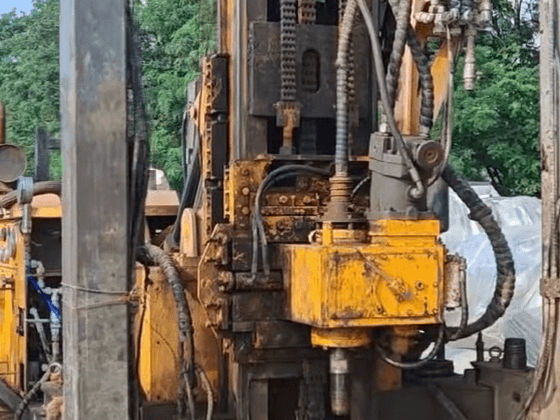 منظر جانبي لحفارة الاستكشاف المستعملة Yichuang 1500