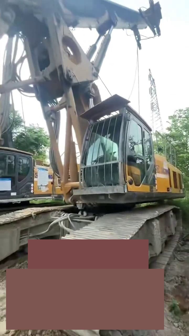 XCMG XR280D drilling-rig used equipment front view
