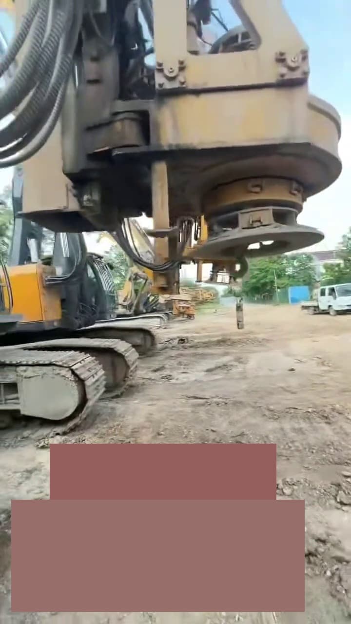 XCMG XR280D drilling-rig used equipment front view