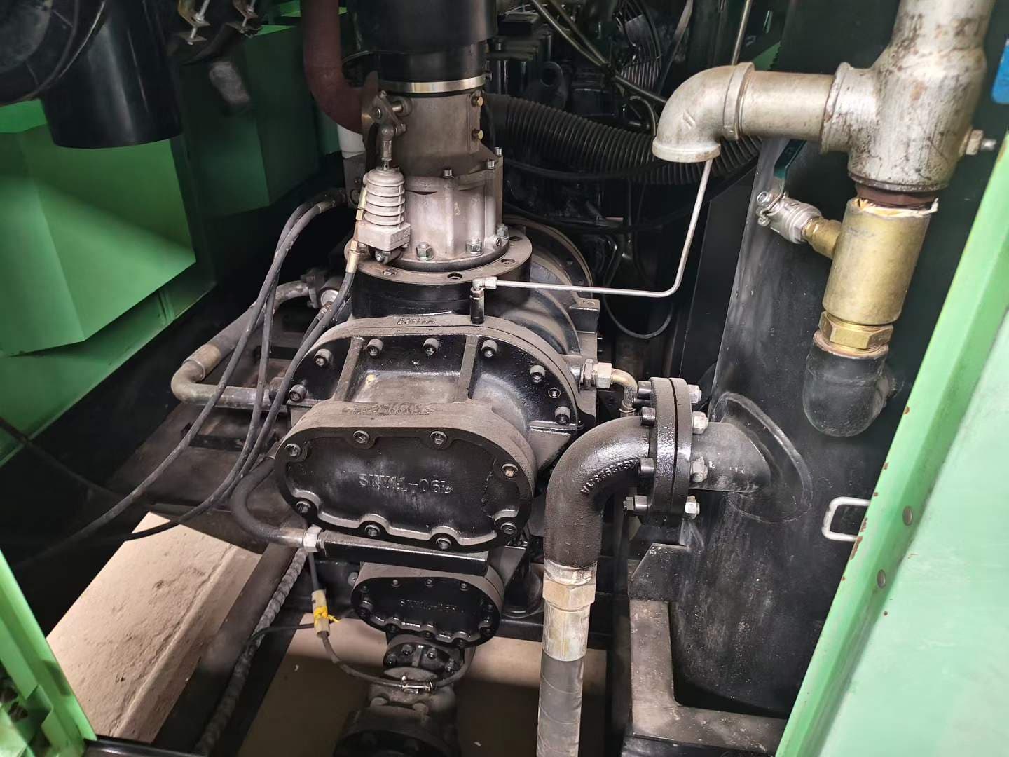 Used Kaishan KSZJ-29/23G skid-mounted air compressor, source view 3