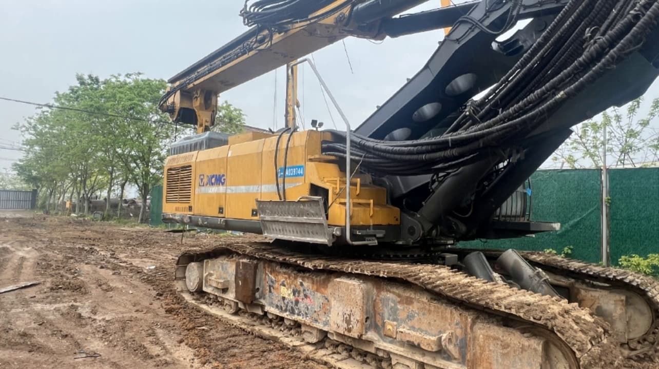 XCMG XR400E Rotary Drilling Rig used equipment
