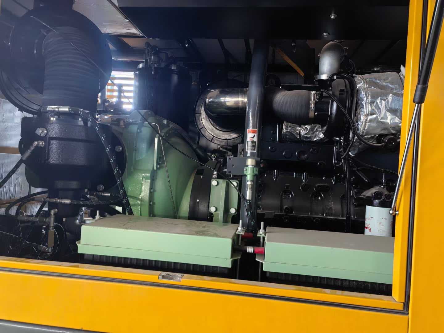 Used Sullair XSK39SD high-pressure portable air compressor, source view 6