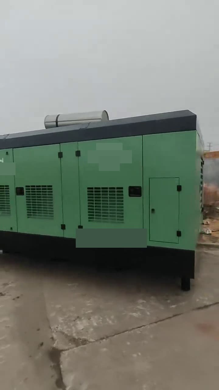 Kaishan 29-23 Mobile Air Compressor right view