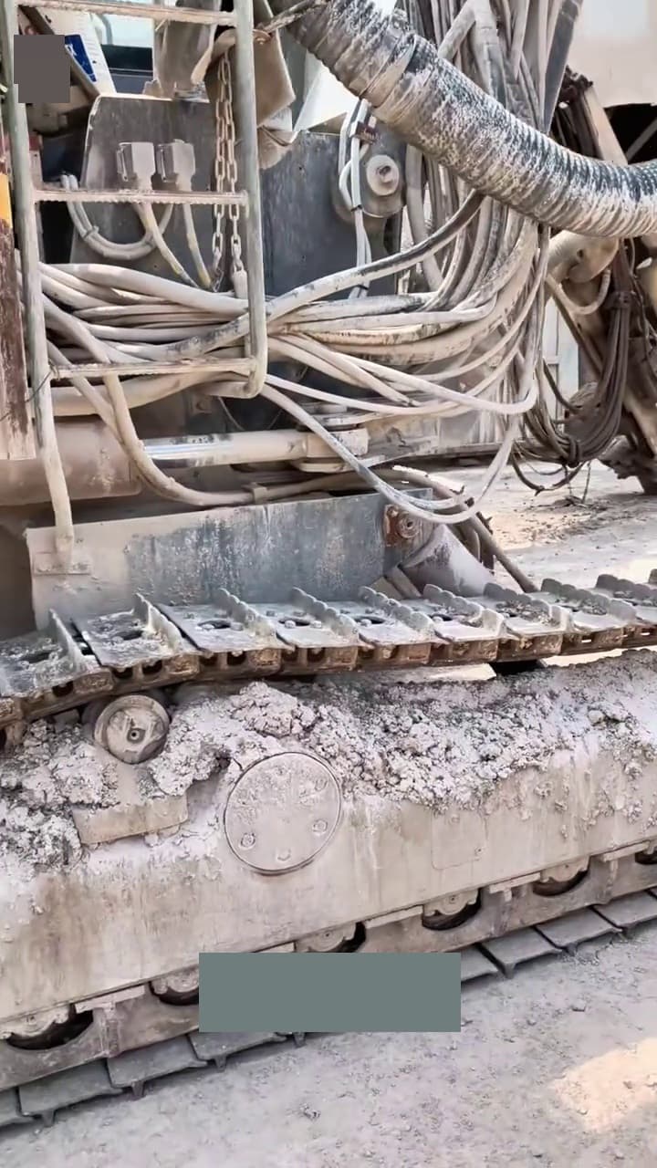 Atlas Copco T35 drilling-rig used equipment detail view