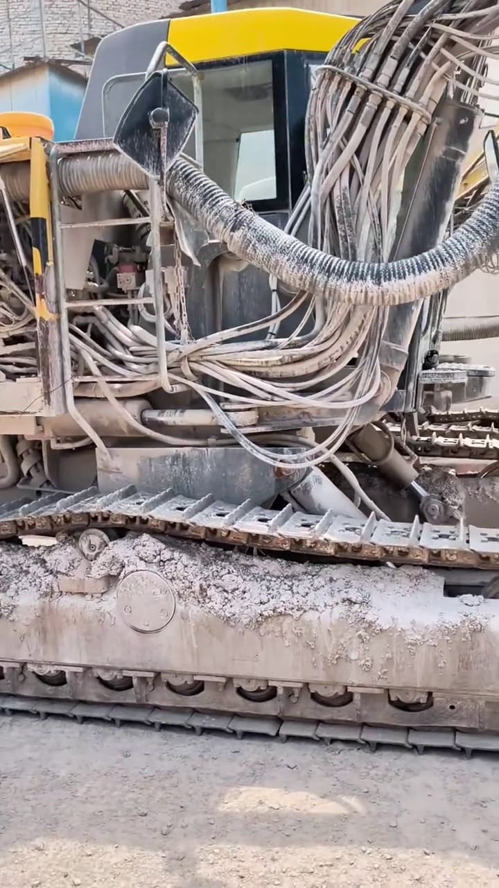 Atlas Copco T35 drilling-rig used equipment detail view