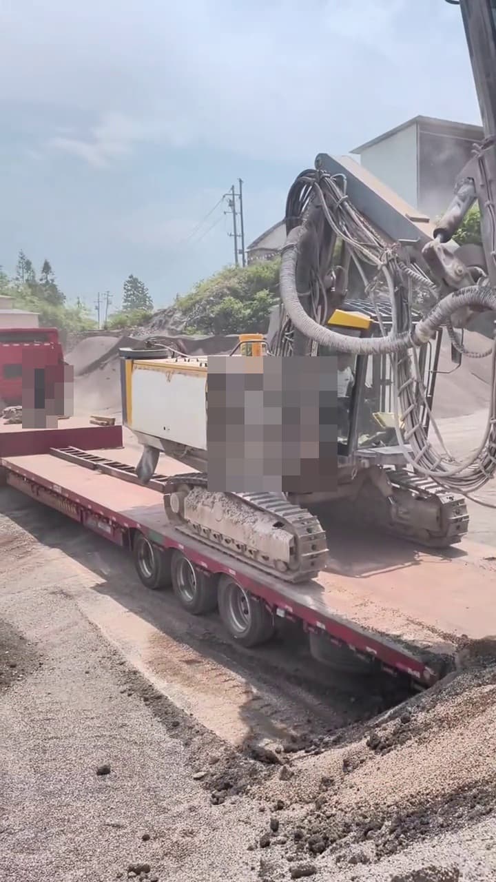 Atlas Copco T35 drilling-rig used equipment front view