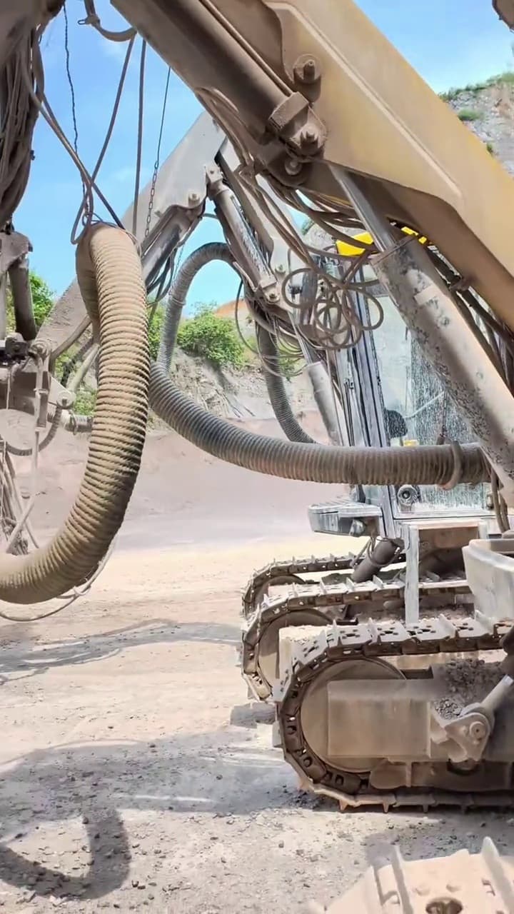 Atlas Copco T35 drilling-rig used equipment front view