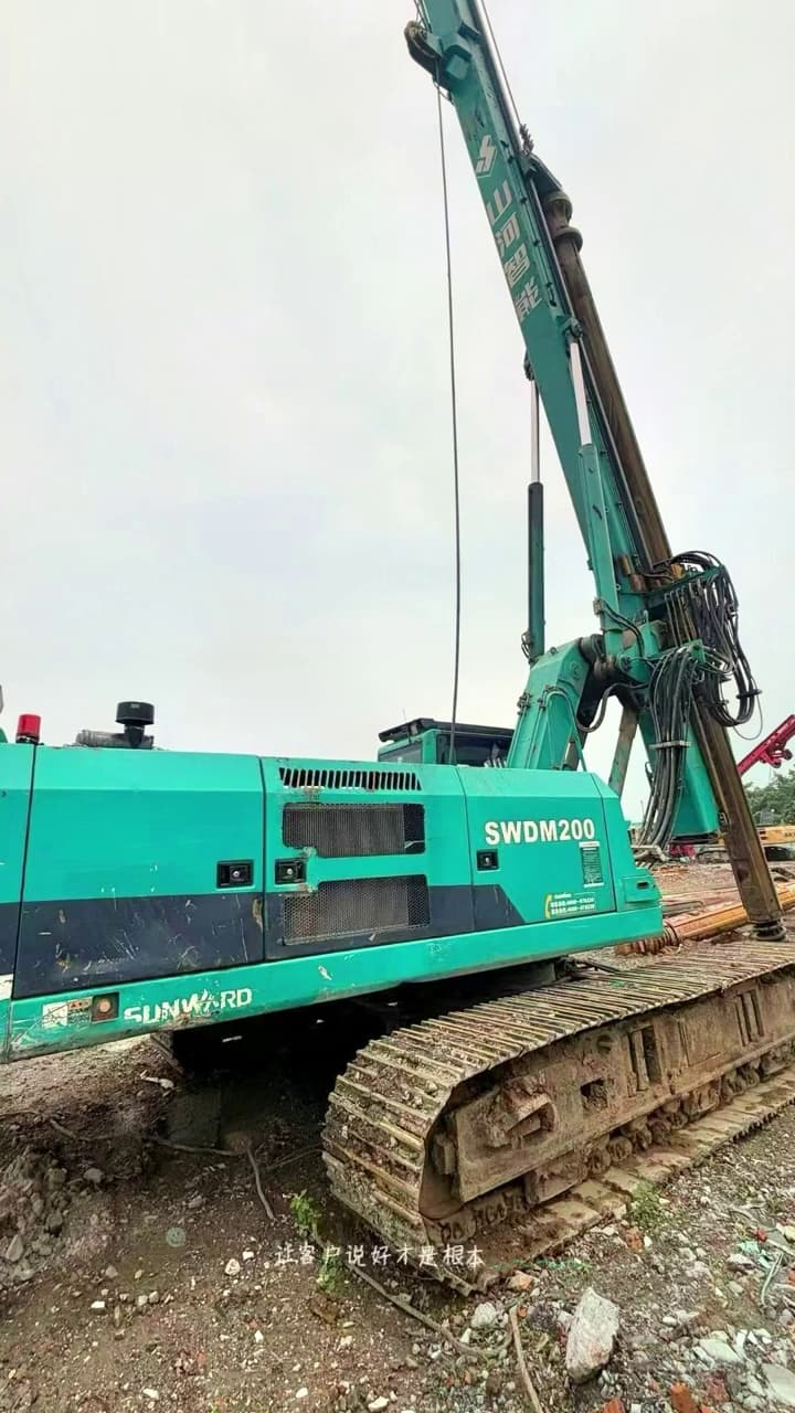 Sunward SWDM200 Rotary Drilling Rig used equipment