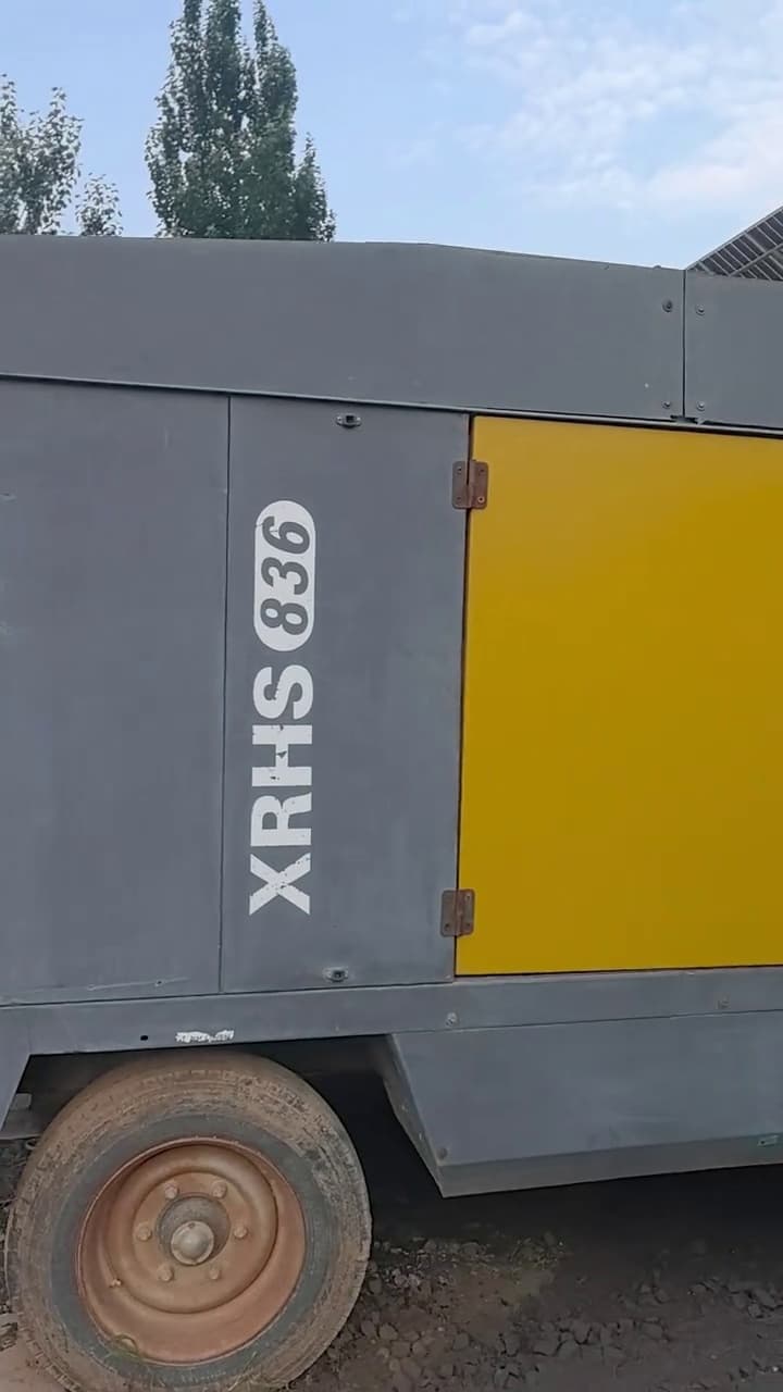 Atlas Copco XRHS836 Mobile Air Compressor used equipment