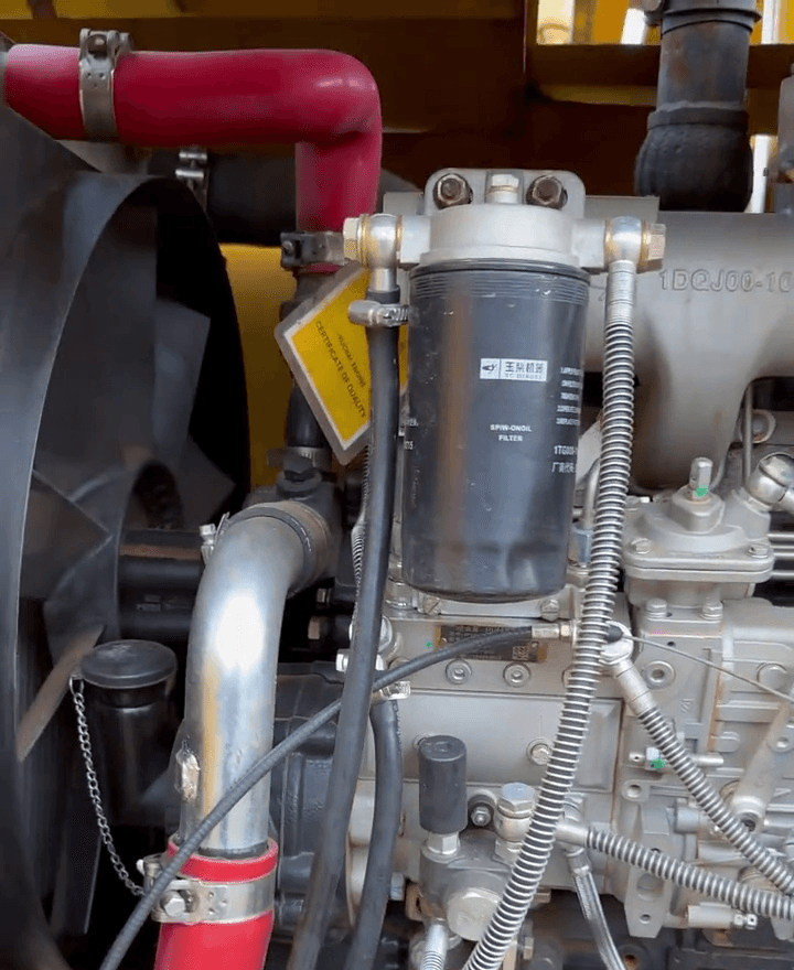 Hengwang 300 drilling rig engine and filters