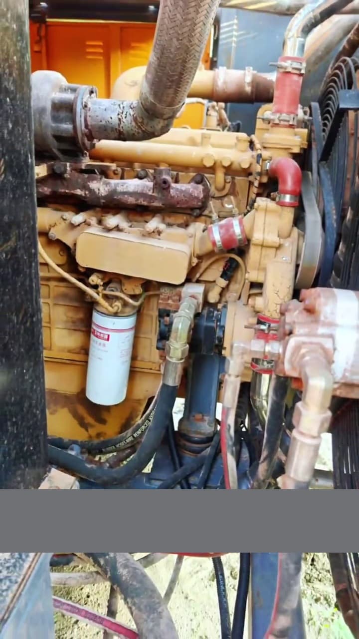 Kaishan KT5 drilling-rig used equipment interior view