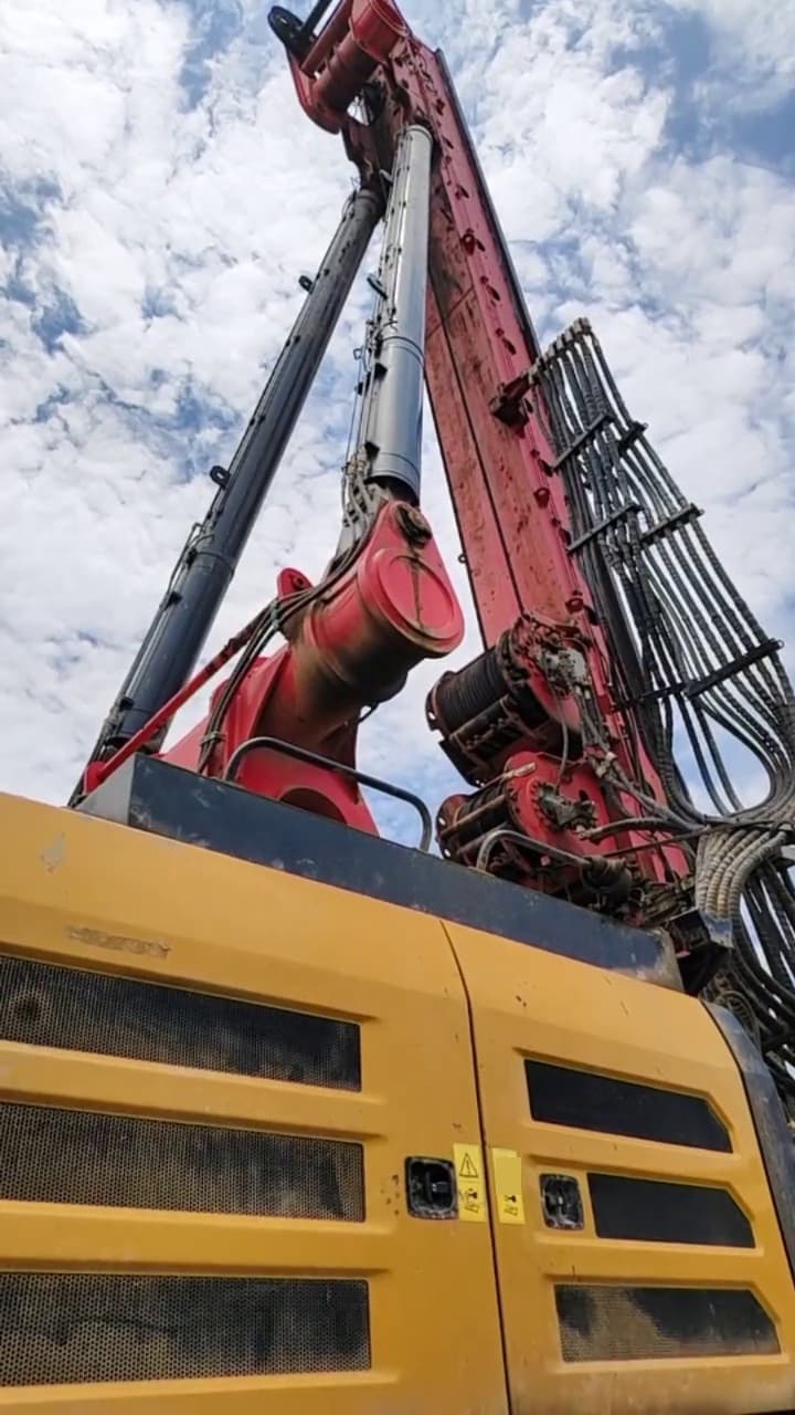 Used SANY SR415 Rotary Drilling Rig interior view