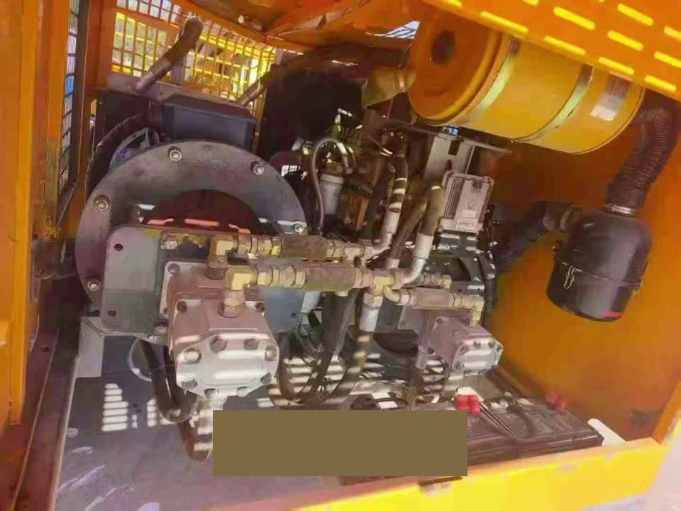 Kaishan KG420S drilling-rig used equipment interior view