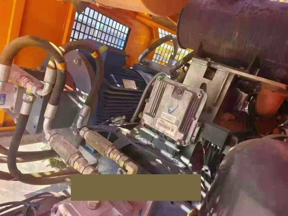 Kaishan KG420S drilling-rig used equipment interior view