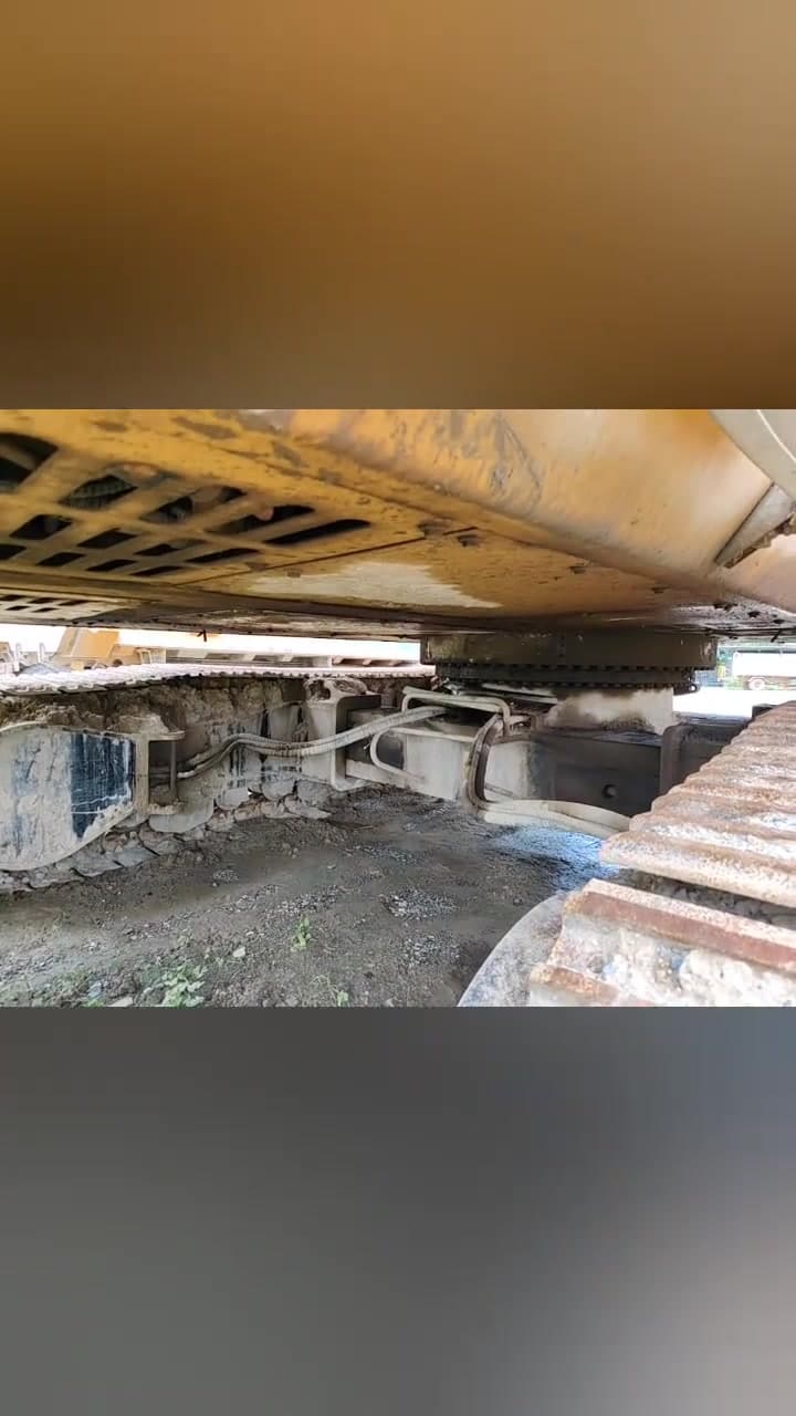 SANY SR415 منظر داخلي للمعدات المستعملة