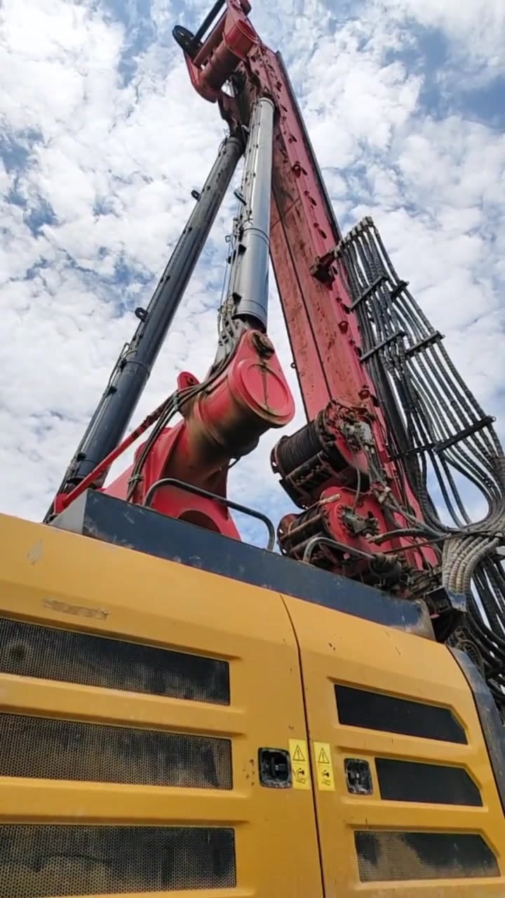 SANY SR415 معدات مستعملة منظر يمين
