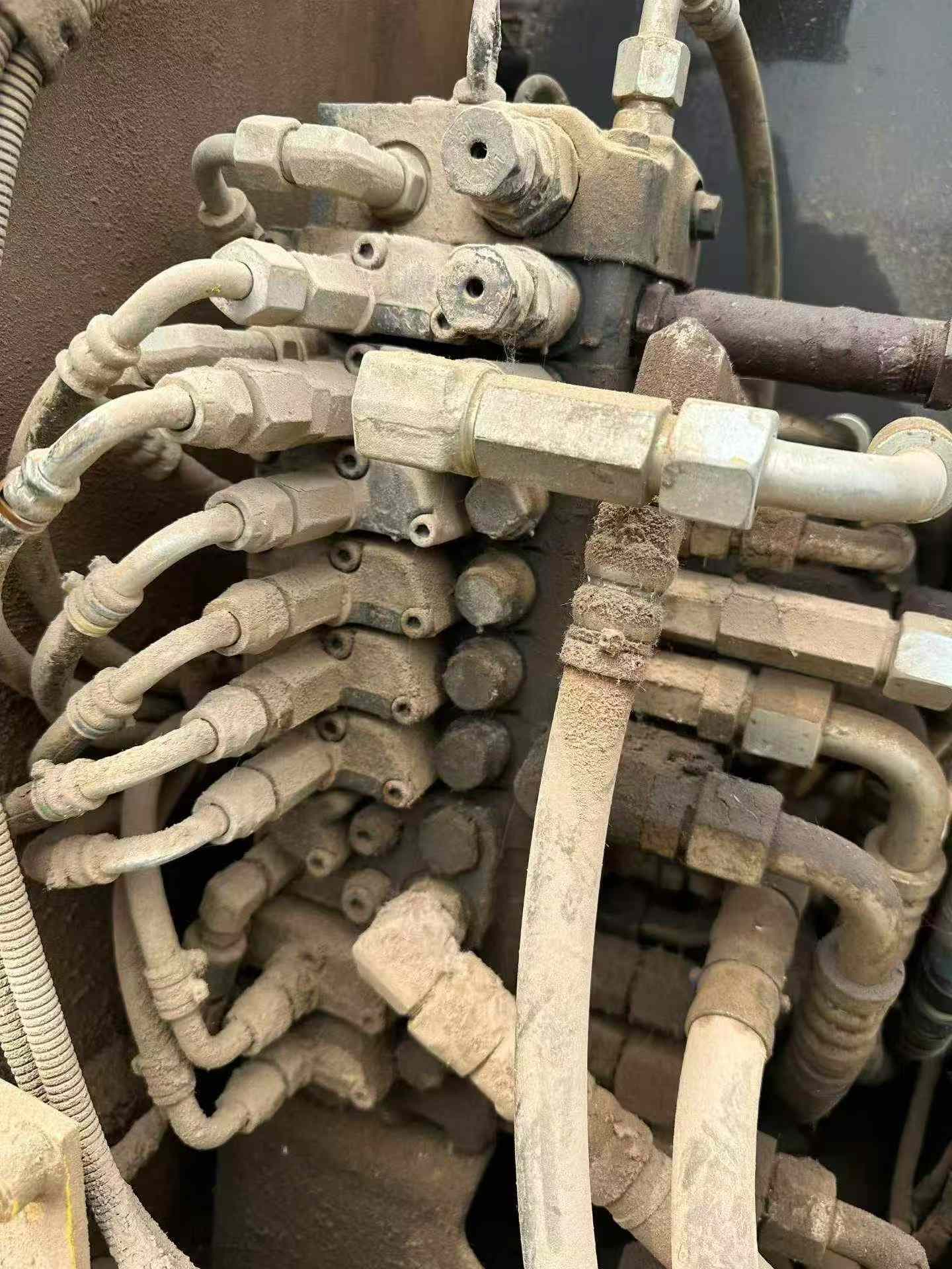 Komatsu PC56 ekipmanın gerçek fotoğrafı 4