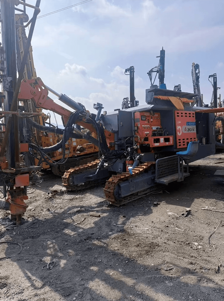 حفارة Zhigao 452HA سطحية مستعملة بنظام DTH مدمج