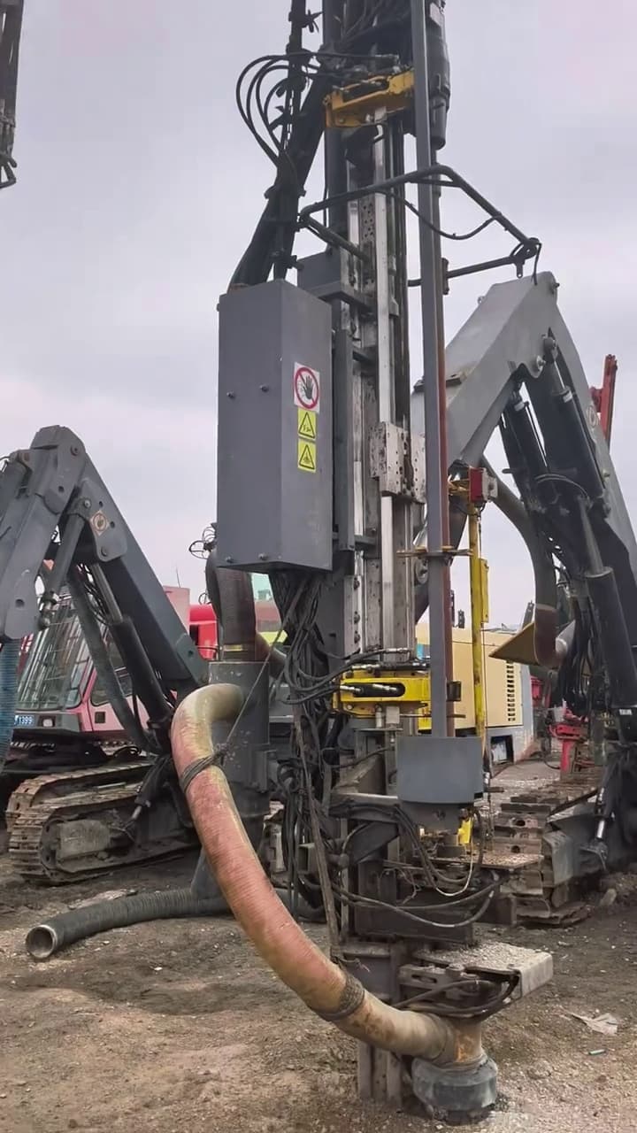 Atlas Copco T35 Top Hammer Surface Drill Rig used equipment